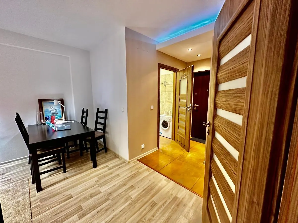 Decor 3 Metro Fast Wifi 1Gbs 80'Tv Hbo Disney Appletv Warsaw 0*,