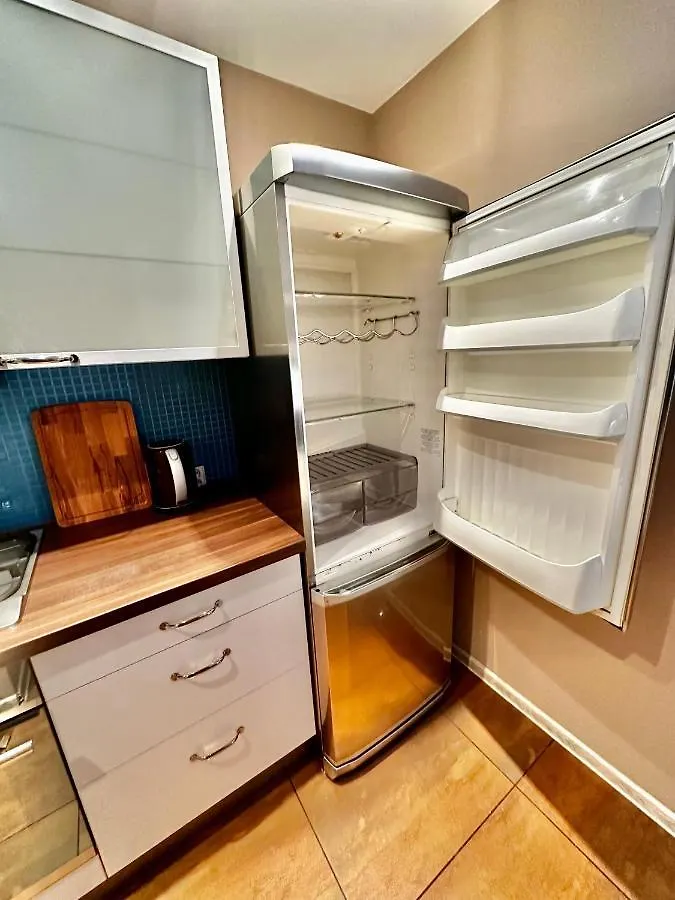 Decor 3 Metro Fast Wifi 1Gbs 80'Tv Hbo Disney Appletv Warszawa