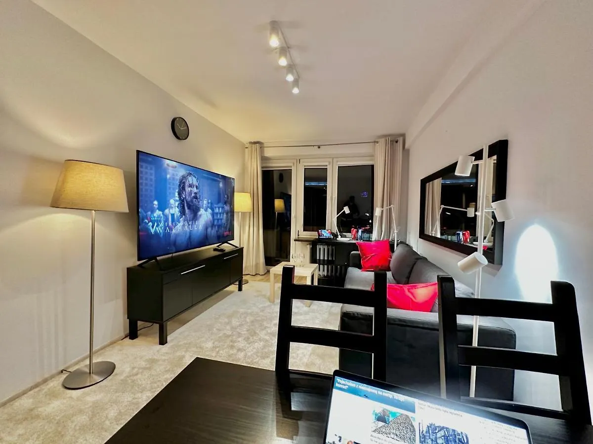 Decor 3 Metro Fast Wifi 1Gbs 80'Tv Hbo Disney Appletv Warszawa Apartament